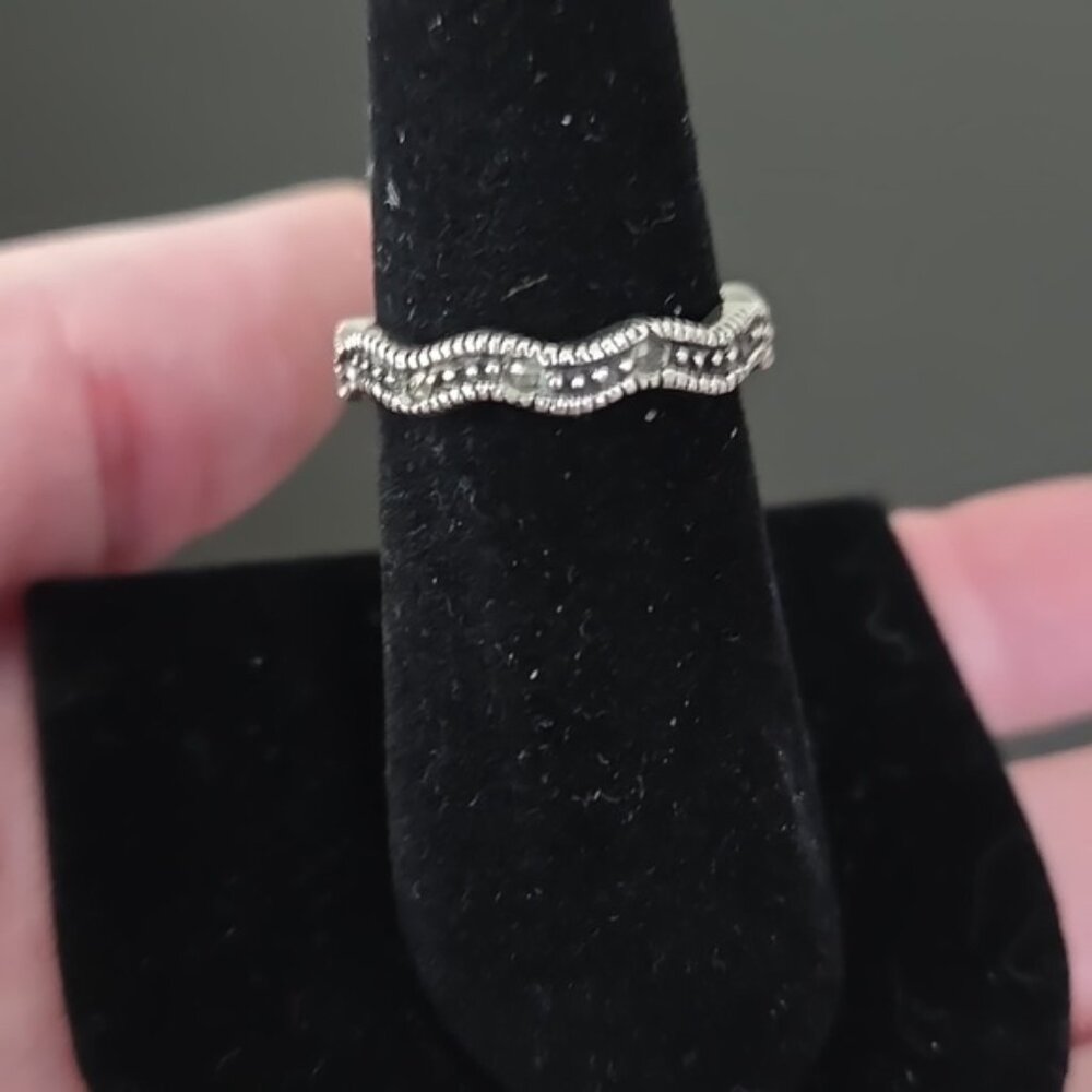 Marcasite Stackable Ring Size 7 - image 2